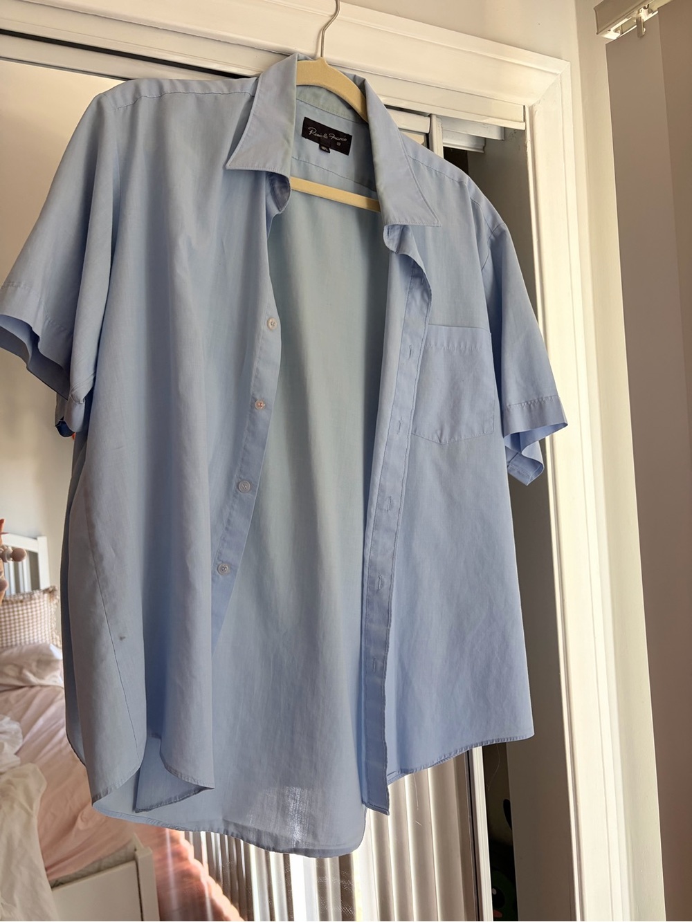 Men's Light Blue Short-Sleeve Button-Down Shirt